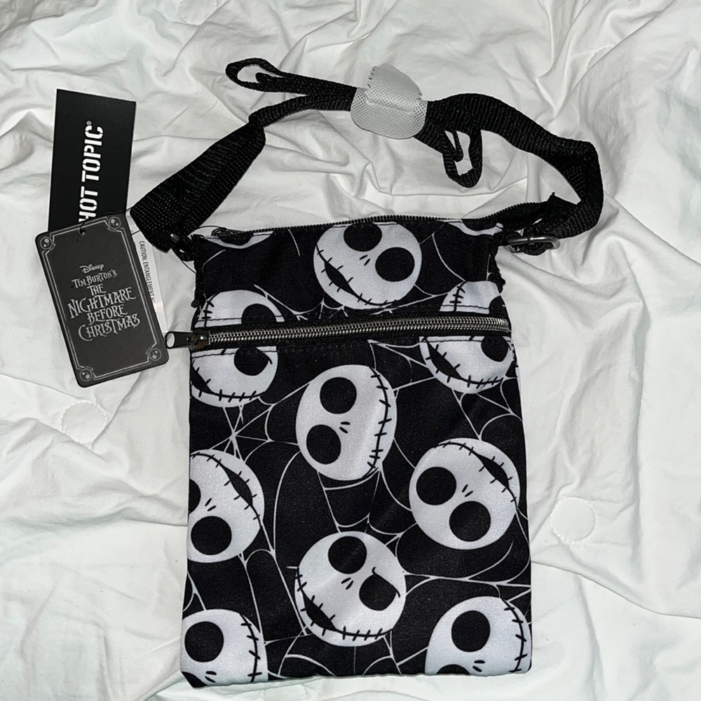 NWT 🎄🎃The Nightmare Before Christmas Jack Head Passport Crossbody Bag 🎃💀🎄